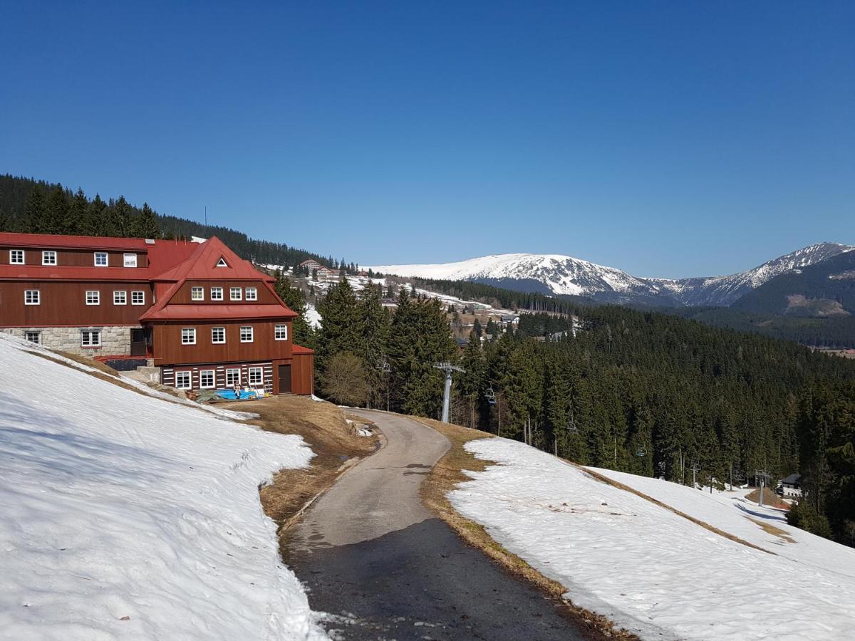 Capkova Chata Hotell Pec pod Snezkou Exteriör bild