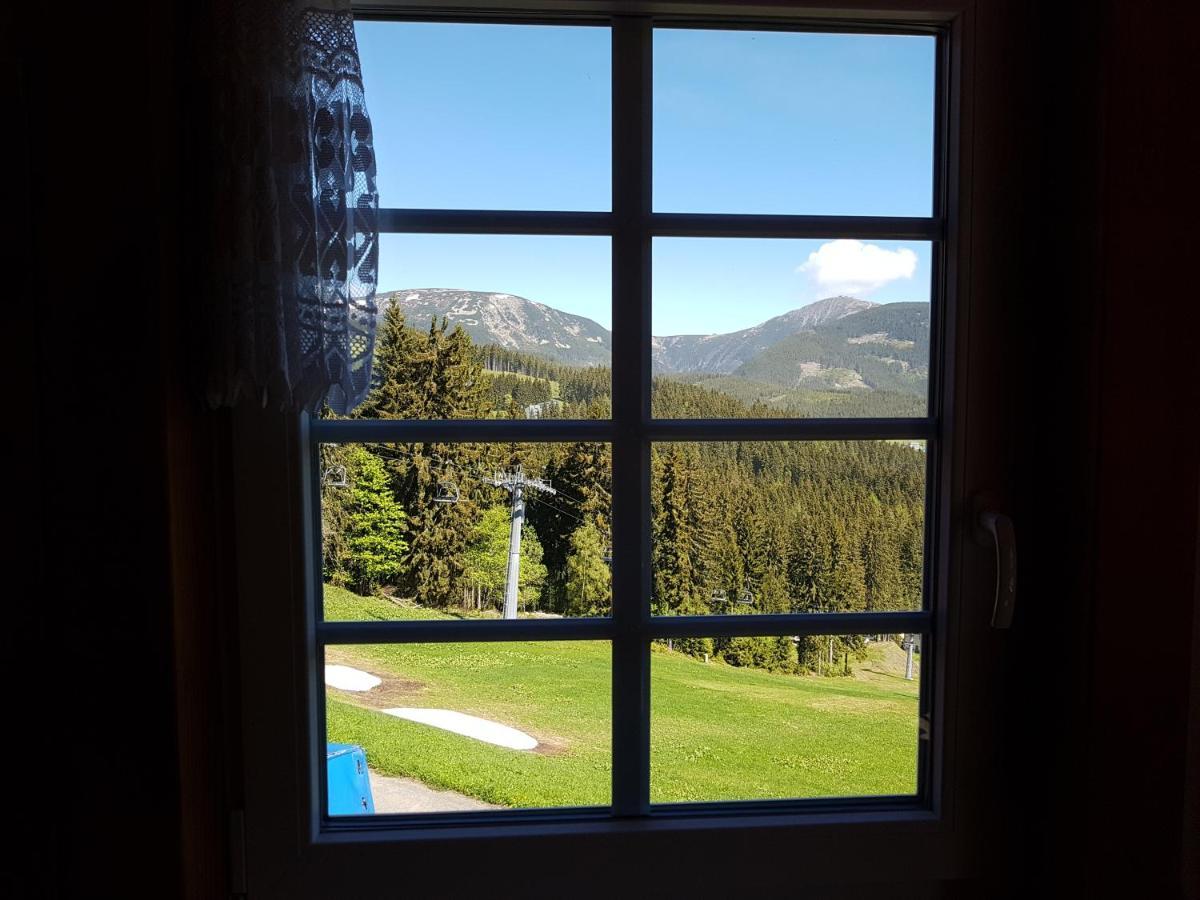 Capkova Chata Hotell Pec pod Snezkou Exteriör bild